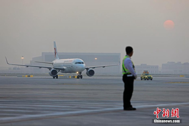 Erneut Testflüge auf Beijings neuem Flughafen