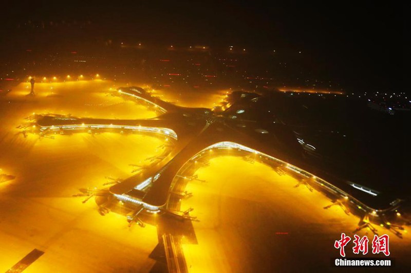 Erneut Testflüge auf Beijings neuem Flughafen