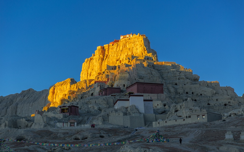 Die Landschaft der Ngari-Präfektur in Tibet
