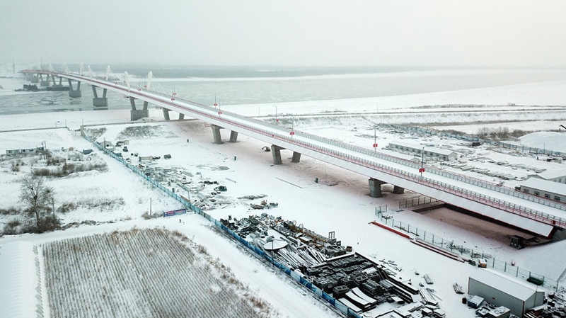 Chinesisch-Russische Grenzbrücke besteht Abnahmetest