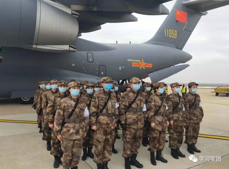 Weitere 2.600 Militärärzte nach Wuhan geschickt