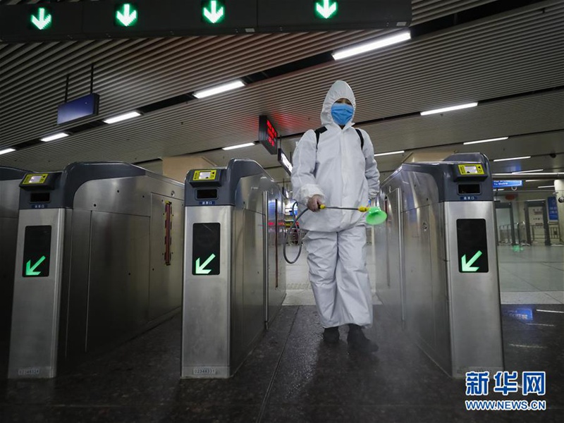 Rückkehr zur Ordnung: Das öffentliche Verkehrssystem in Wuhan bereitet sich vor