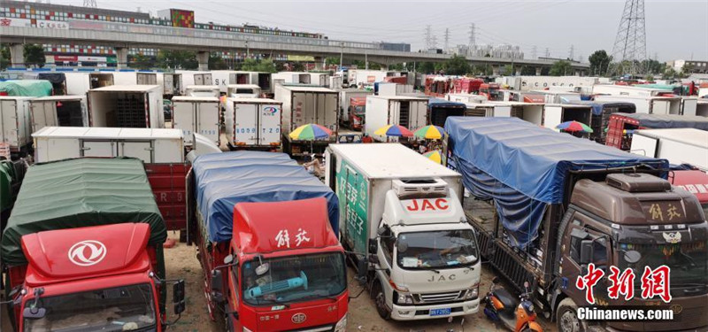 Xinfadi-Markt eröffnet temporäre Handelsplätze
