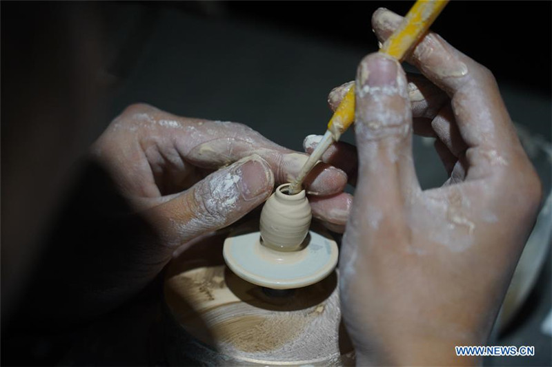Jingdezhen internationale Keramikmesse eröffnet