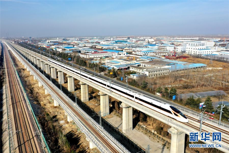 Neue Hochgeschwindigkeitsstrecke in Ostchina eröffnet