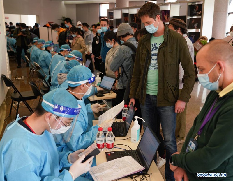 Beijing beginnt COVID-19-Impfungen für Ausländer