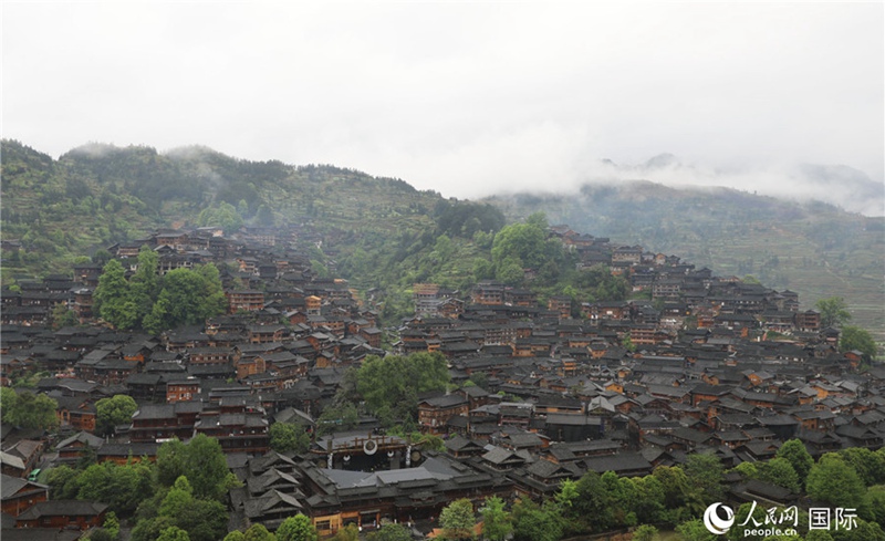 Weltgrößtes Miao-Dorf in China