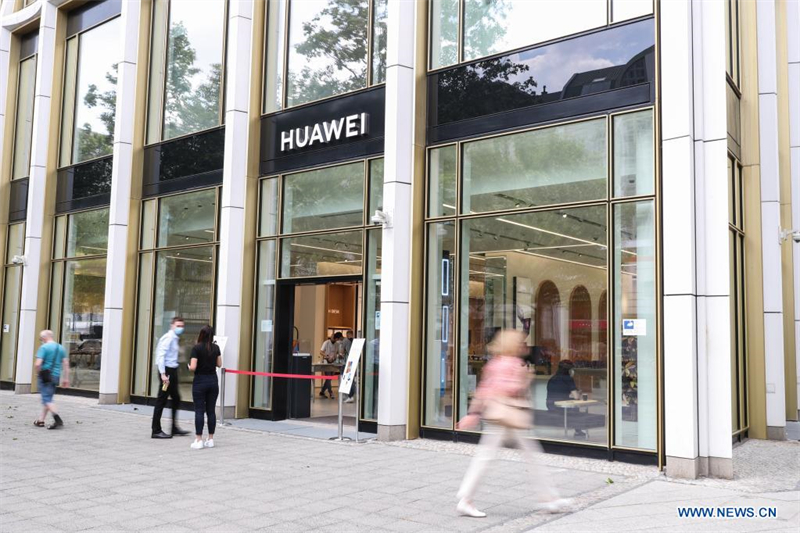 Huawei eröffnet ersten Flagship-Store in Berlin