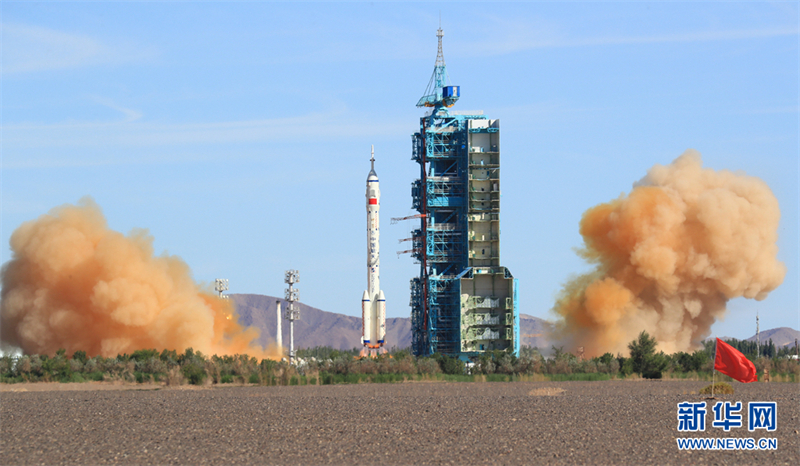Bemanntes Raumschiff „Shenzhou-12“ erfolgreich gestartet