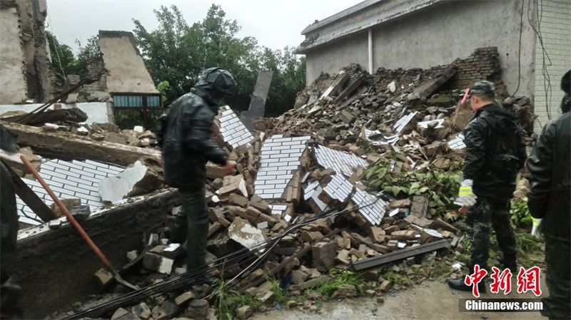 Erdbeben der Stärke 6 erschüttert Sichuan