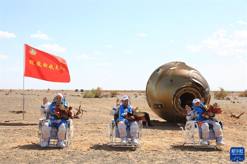 Shenzhou-12-Astronauten sicher gelandet