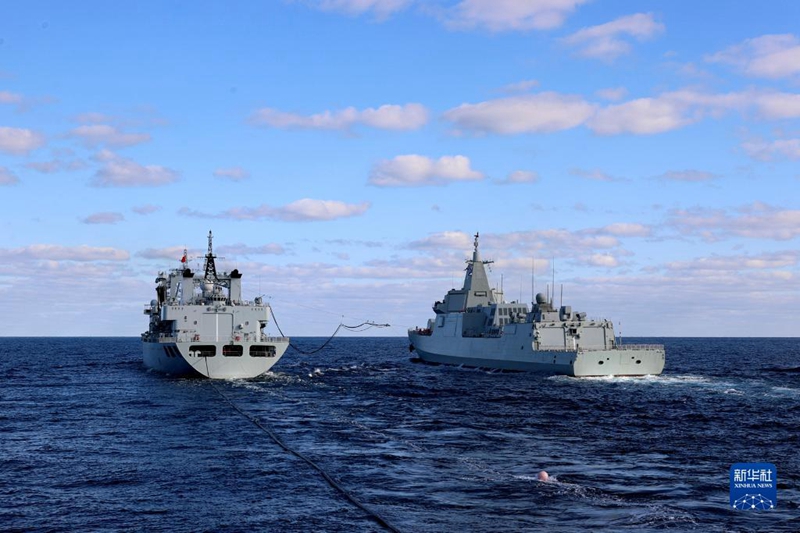 Gemeinsame Patrouille von chinesischer und russischer Marine im Westpazifik