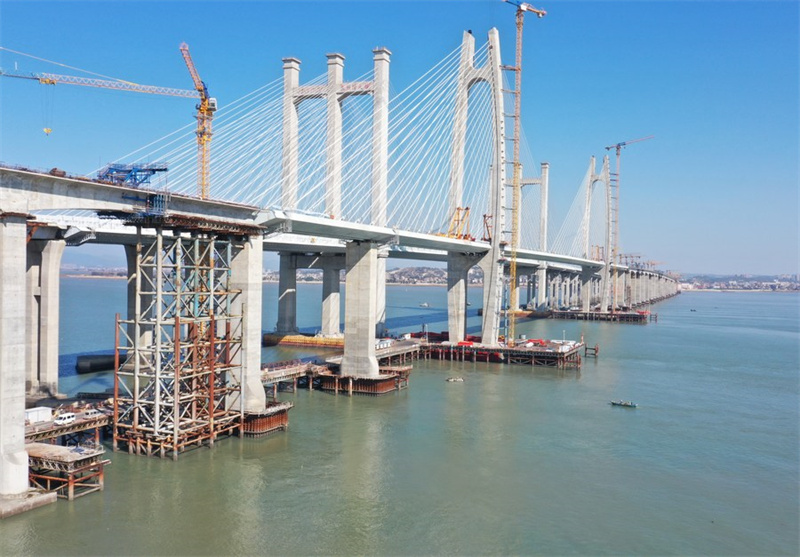 Übersee-Brücke der Quanzhou-Bucht grundlegend fertiggestellt