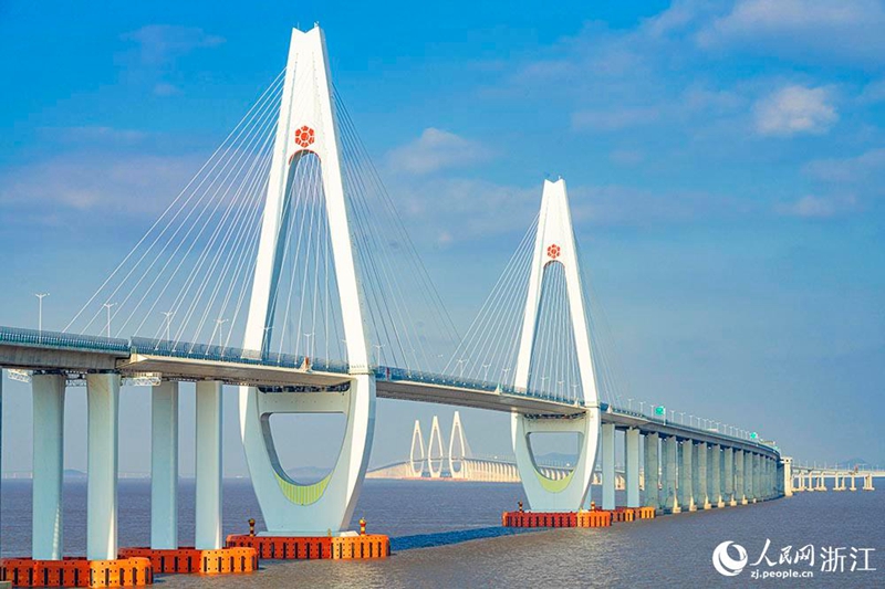 Brücken verbinden acht Inseln in Ningbo