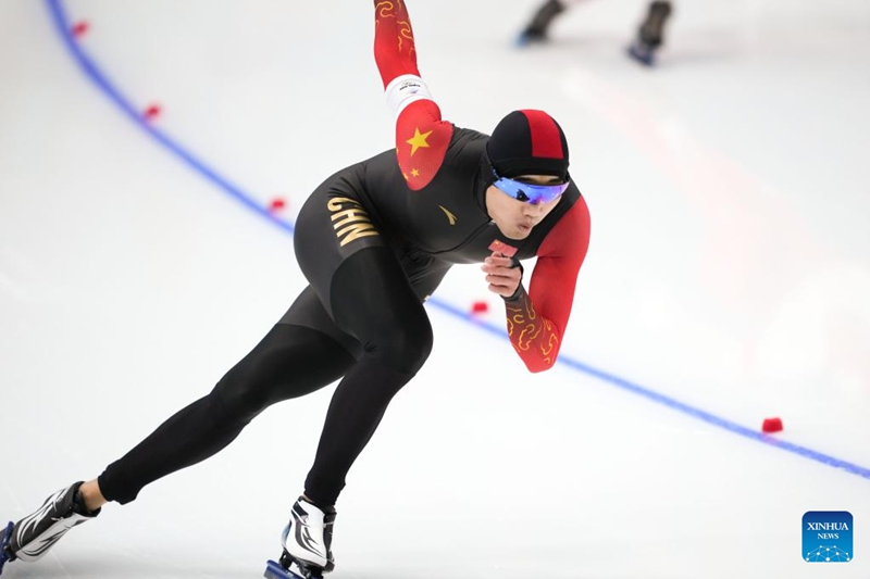 Gao Tingyu gewinnt Gold für China im 500-Meter-Eisschnelllauf der Männer
