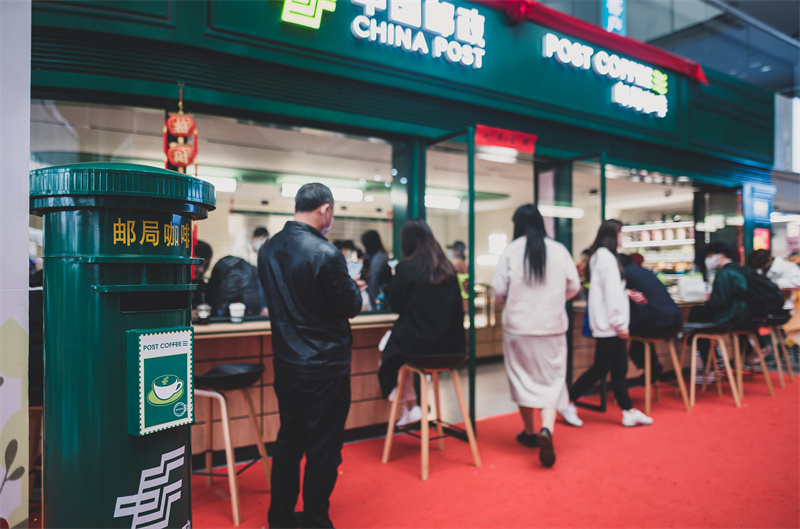 China Post eröffnet Café in Xiamen