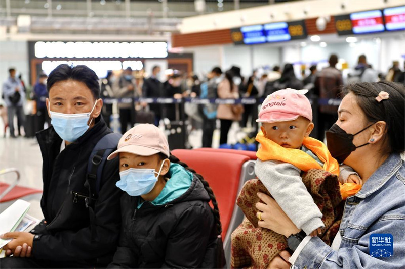 Kinder mit angeborenen Herzfehlern aus Tibet werden in Jiangsu kostenfrei behandelt