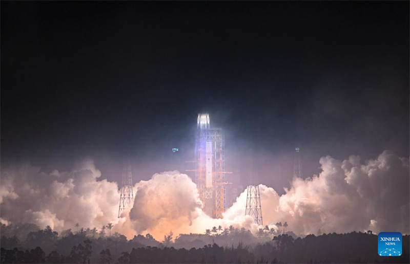 China startet Frachtschiff für die Versorgung der Raumstation