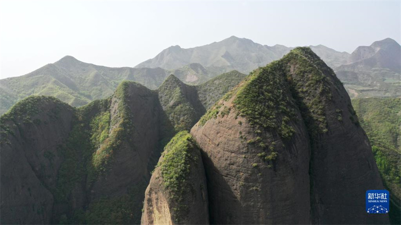 Ein Blick auf das Felsenrelief im Lashao-Tempel in Nordwestchina