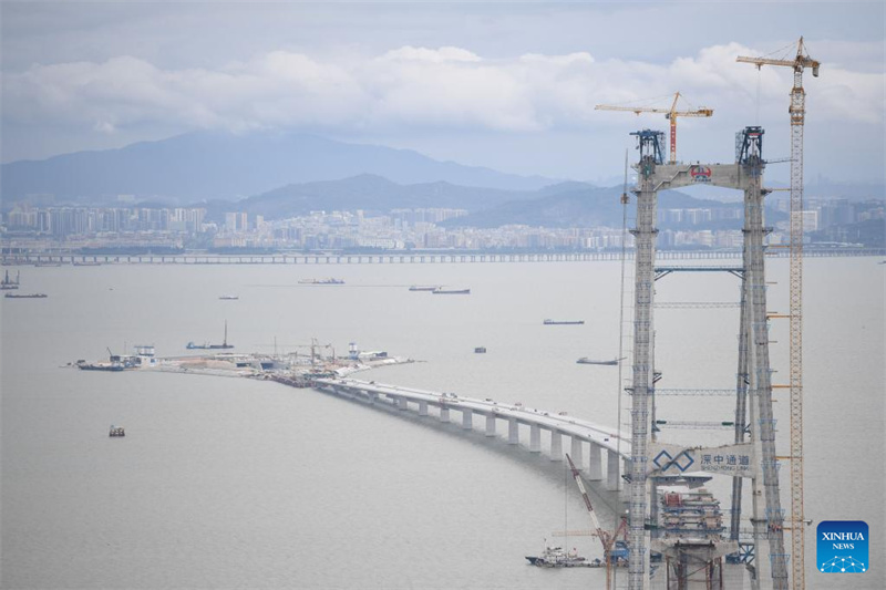 Shenzhen-Zhongshan-Brücke im Bau