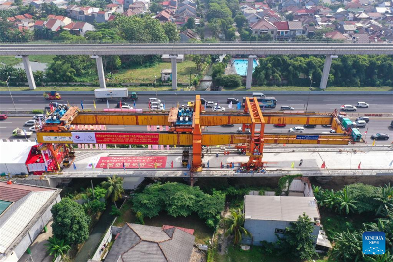Hochgeschwindigkeitsstrecke Jakarta-Bandung schließt Montage von Kastenträgern ab
