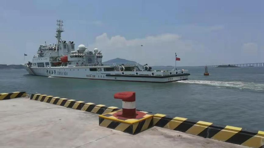 Chinas erstes großes Patrouillenschiff in der Taiwan-Straße in Betrieb genommen