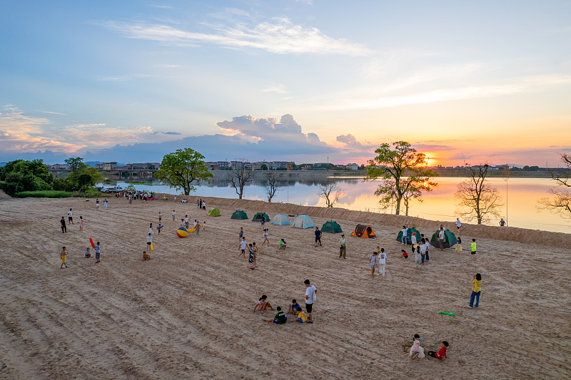 Jiangxi: Camping am Strand auf Insel Juzhou