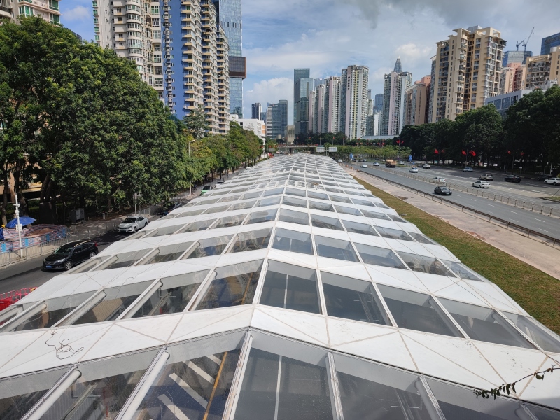 Chinas erster Stadttunnel mit Luftreinigungssystem wird in Shenzhen eröffnet