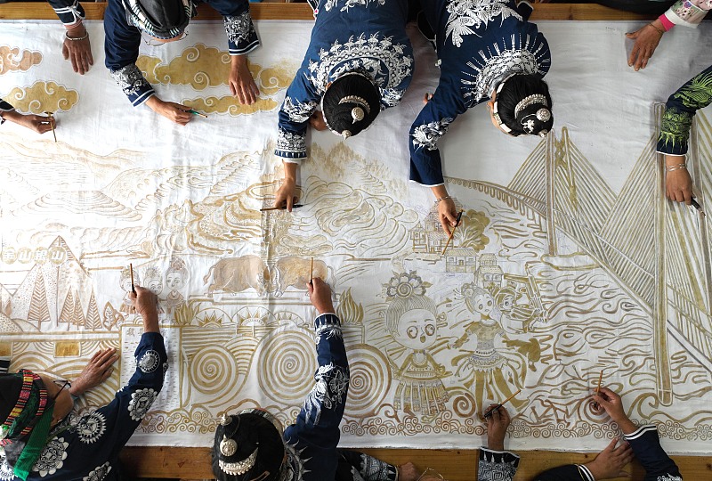 Batik-Kunst als Glückwunsch zum 20. Parteitag der KP Chinas