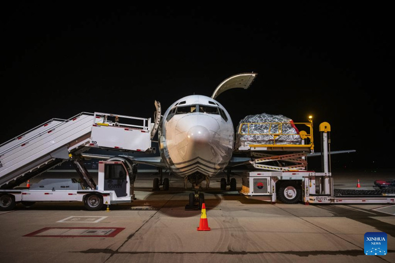 Erste Frachtflug-Linie von Chinas Logistikdrehscheibe Ezhou Huahu nimmt Betrieb auf