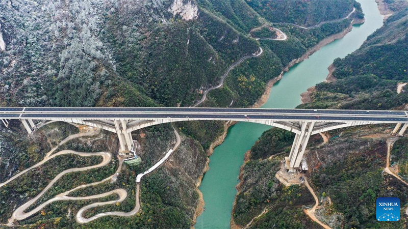 Große Ganxi-Brücke im Südwesten Chinas für den Verkehr freigegeben