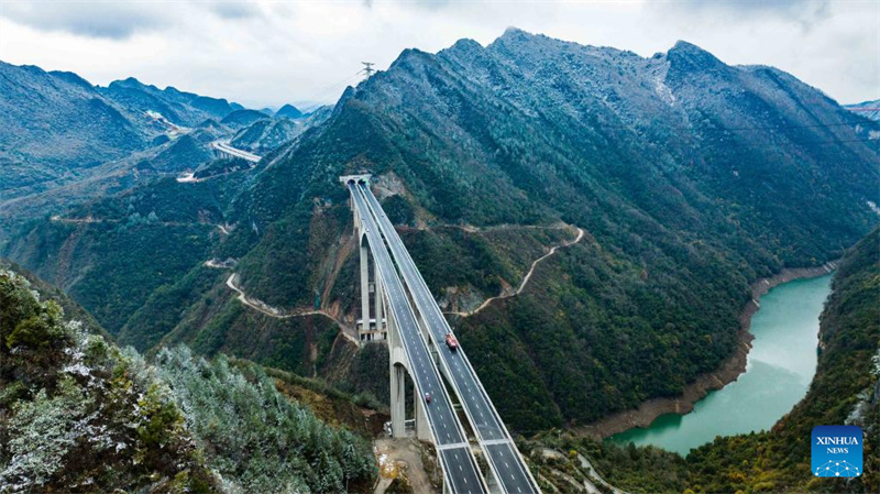 Große Ganxi-Brücke im Südwesten Chinas für den Verkehr freigegeben