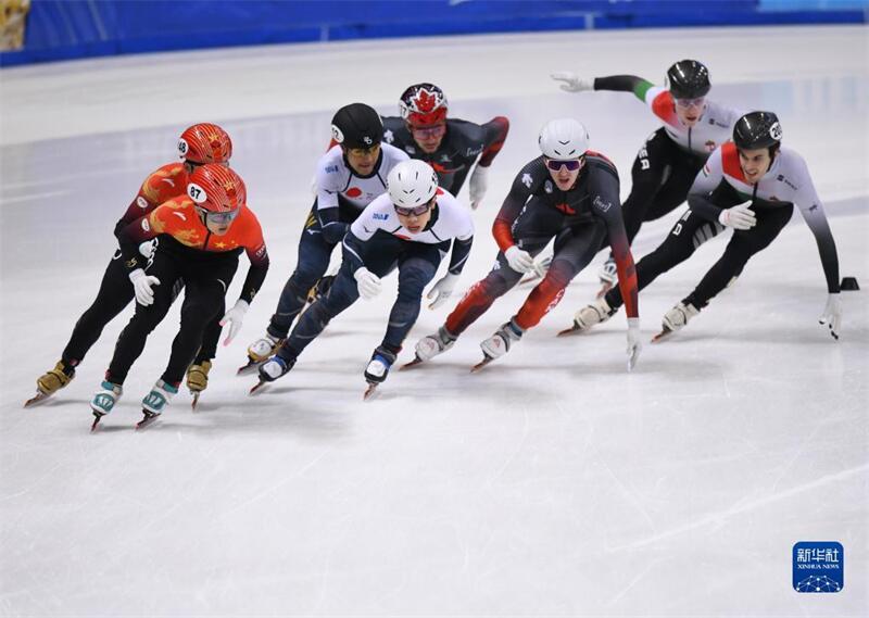 Chinas Herrenteam gewinnt Gold bei der 5000-Meter-Staffel