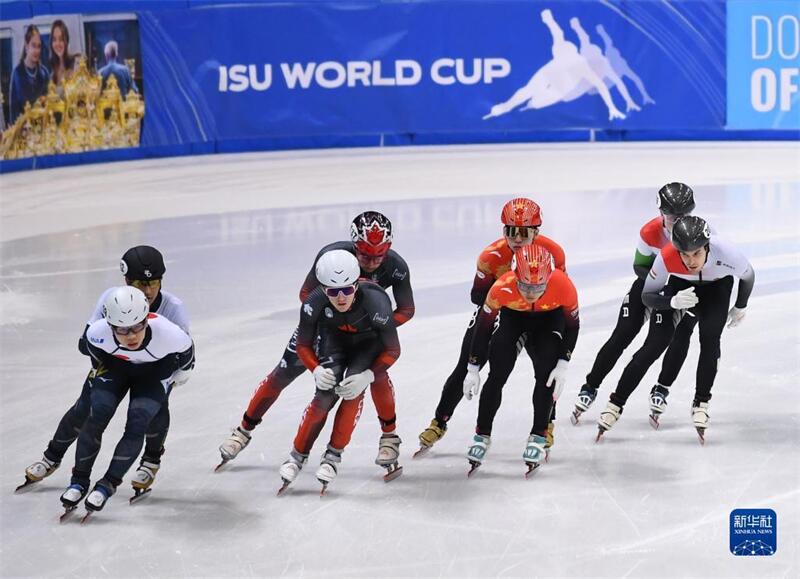 Chinas Herrenteam gewinnt Gold bei der 5000-Meter-Staffel
