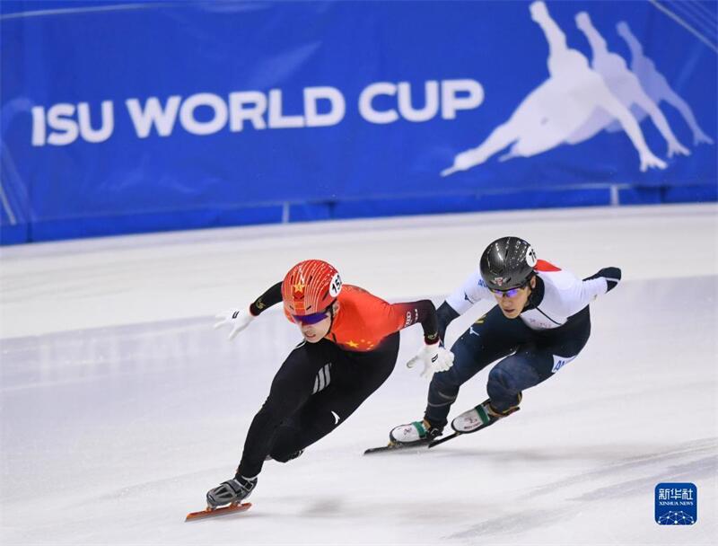 Chinas Herrenteam gewinnt Gold bei der 5000-Meter-Staffel