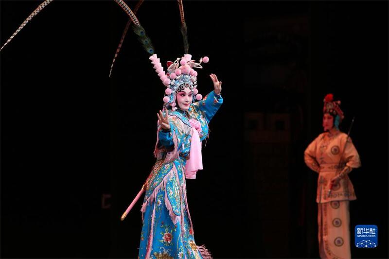 Das Shanghaier Ensemble für Huai-Oper feiert 70-jähriges Bestehen
