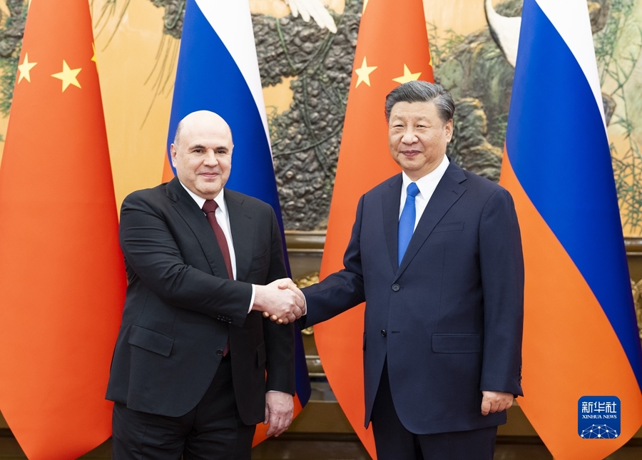 Xi Jinping trifft russischen Premierminister Michail Mischustin