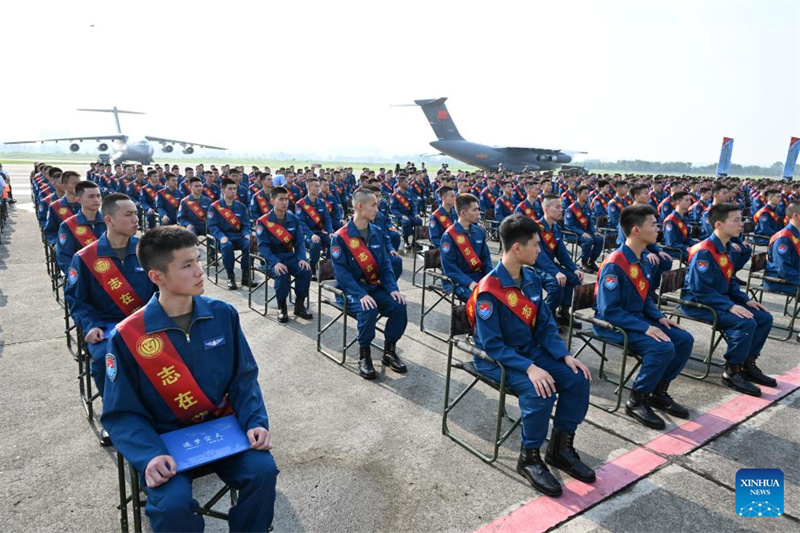 Neue Kadetten der chinesischen Luftwaffe sind 2023 die am besten qualifizierten Kandidaten aller Zeiten