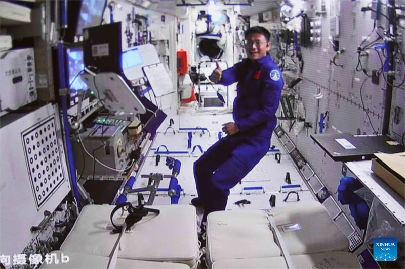 Besatzung der Raumstation Shenzhou-16 absolviert ihren ersten Weltraumspaziergang