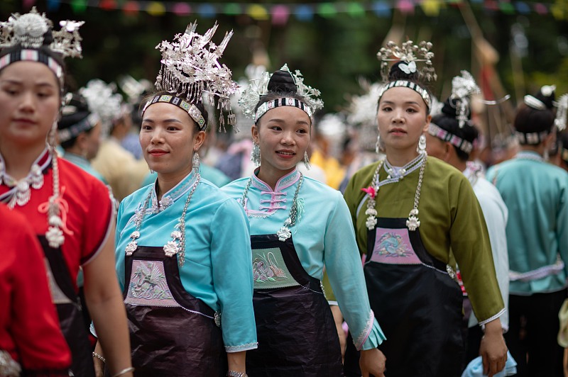 Miao feiern Papo-Fest durch Zusammenkommen mit Tanz und Gesang für gute Ernte