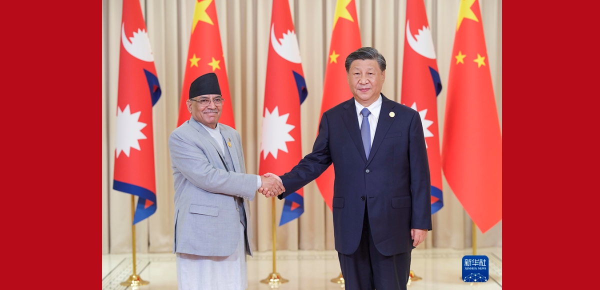 Xi Jinping trifft nepalesischen Premierminister