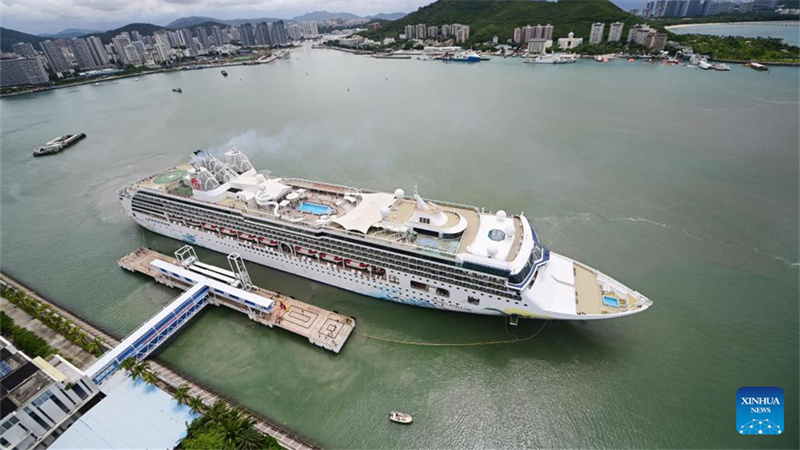 Kreuzfahrtlinien nehmen den Betrieb in Sanya auf der chinesischen Insel Hainan wieder auf