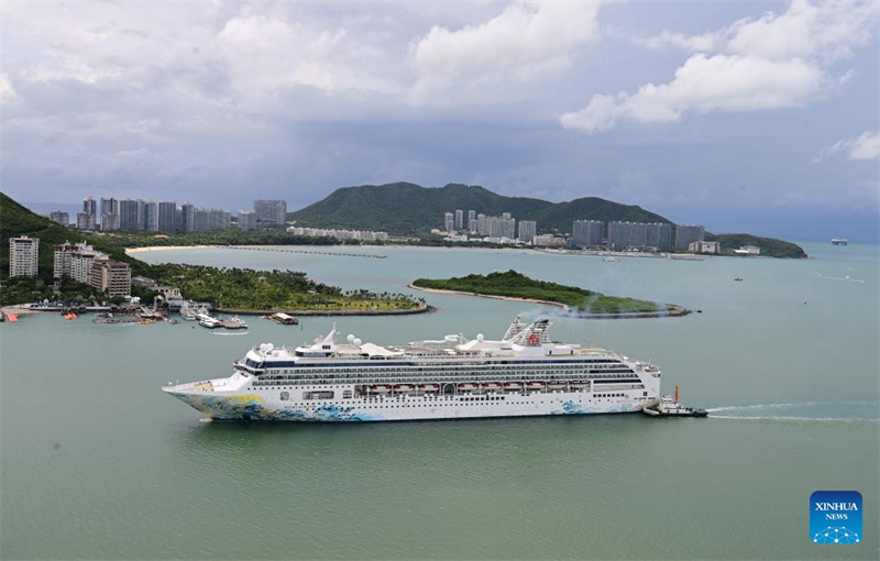Kreuzfahrtlinien nehmen den Betrieb in Sanya auf der chinesischen Insel Hainan wieder auf