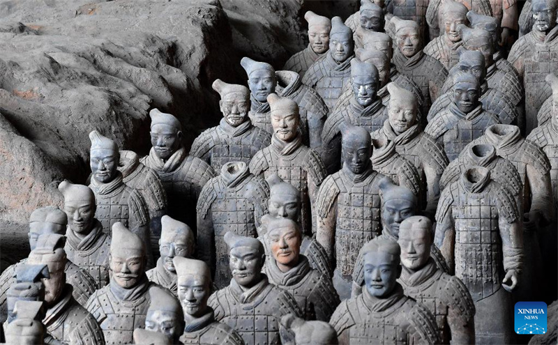 Experten restaurieren Terrakotta-Krieger in Xi‘an