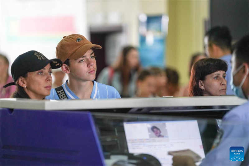 Grenzüberschreitende Autobahnbrücke fördert die Entwicklung der chinesisch-russischen Beziehungen