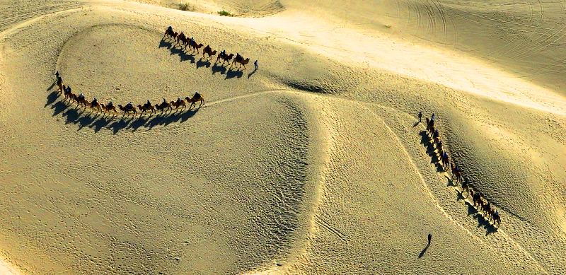 Schöne Herbstlandschaften in Xinjiang