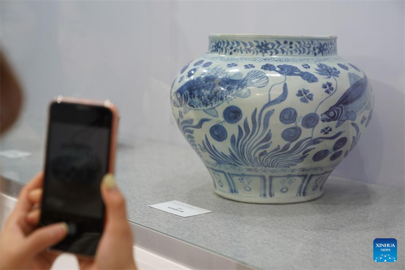 Internationale Keramikmesse in Chinas „Porzellanhauptstadt“ eröffnet