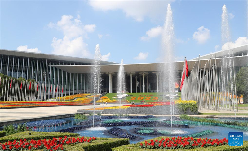 Das Ausstellungs- und Kongress-Zentrum in Shanghai ist für die kommende 6. CIIE bereit