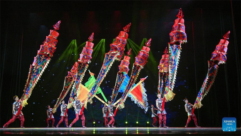 Zweitägige Akrobatikshow in Beijing eröffnet