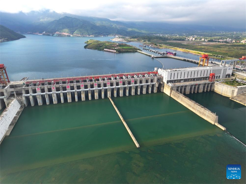 Blick auf das Dateng Gorge Water Conservancy-Projekt im südchinesischen Guangxi